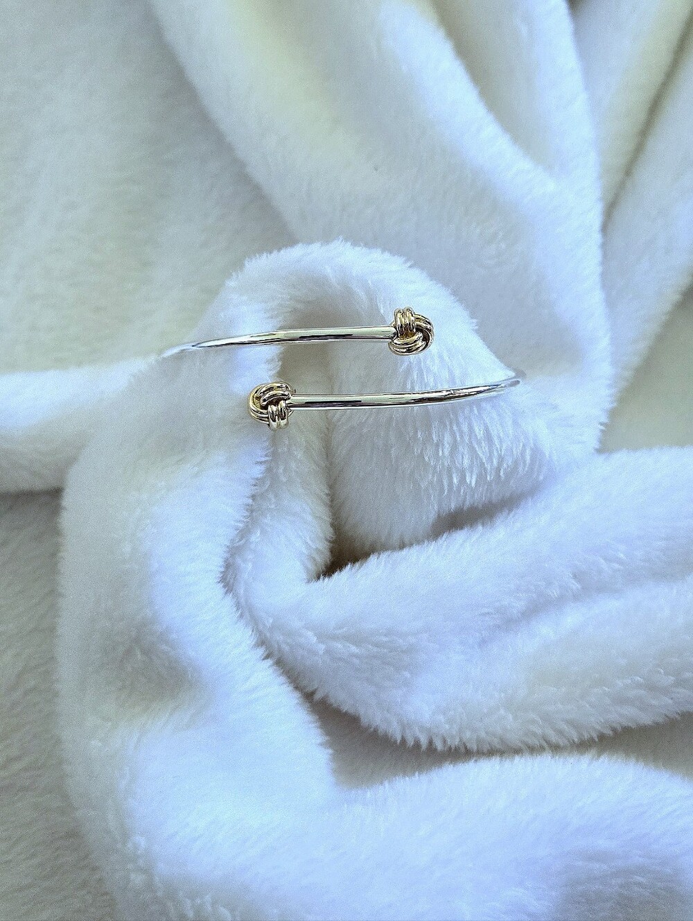 LAUREN Ralph Lauren Two✌️ Tone Knot Bypass Bangle Bracelet - NWT - Picture 5 of 16